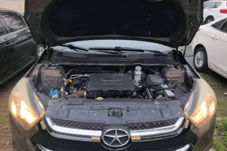Used JAC Group Refine S2 2015 1.5L CVT Luxury Smart Version Engine Bay