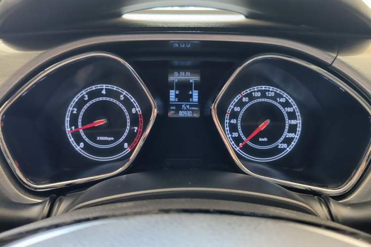 Used JAC Group Refine S2 2015 1.5L Manual Luxury Smart Model Instrument Cluster