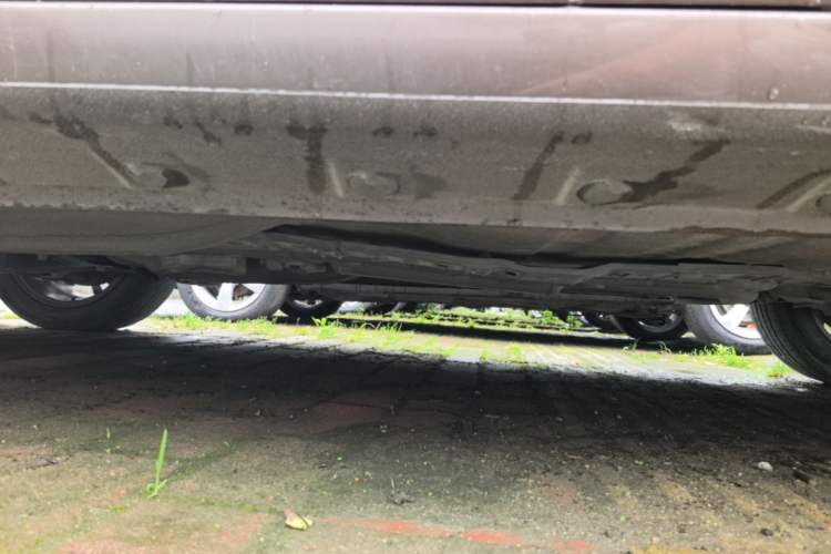Used JAC Group Refine S2 2015 1.5L CVT Luxury Smart Version Left Side Sill