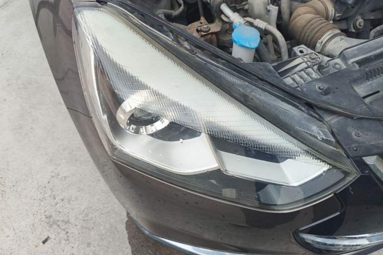 Used JAC Group Refine S2 2015 1.5L Manual Luxury Smart Model Right Front Headlight