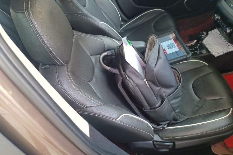 Used JAC Group Refine S2 2015 1.5L CVT Luxury Smart Version Right Front Seat