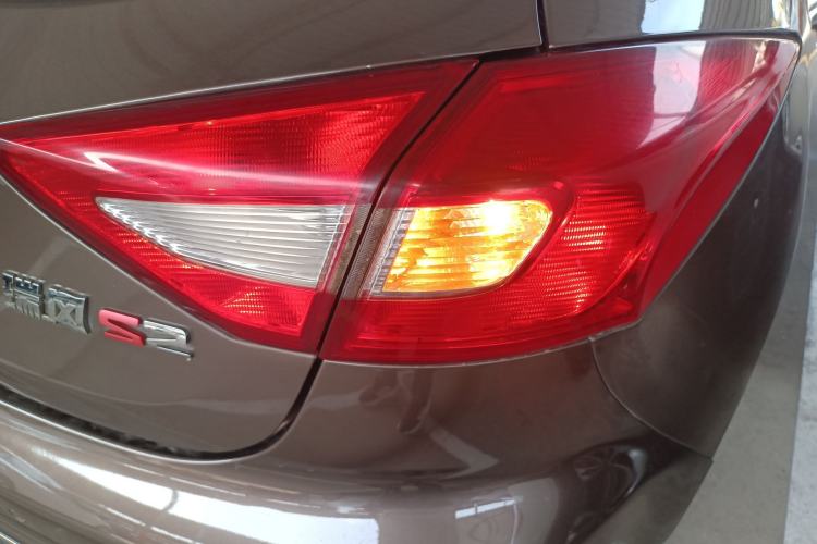 Used JAC Group Refine S2 2015 1.5L CVT Luxury Smart Version Right Rear Taillight
