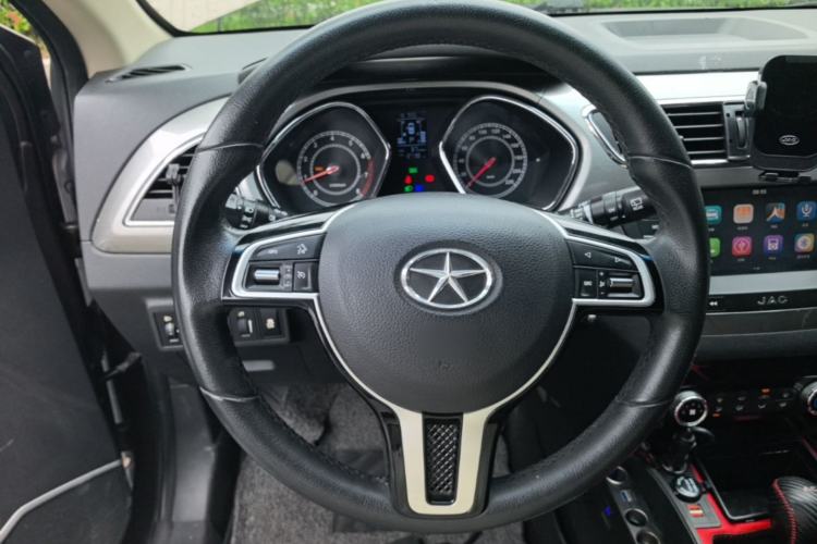 Used JAC Group Refine S2 2015 1.5L CVT Luxury Smart Version Steering Wheel
