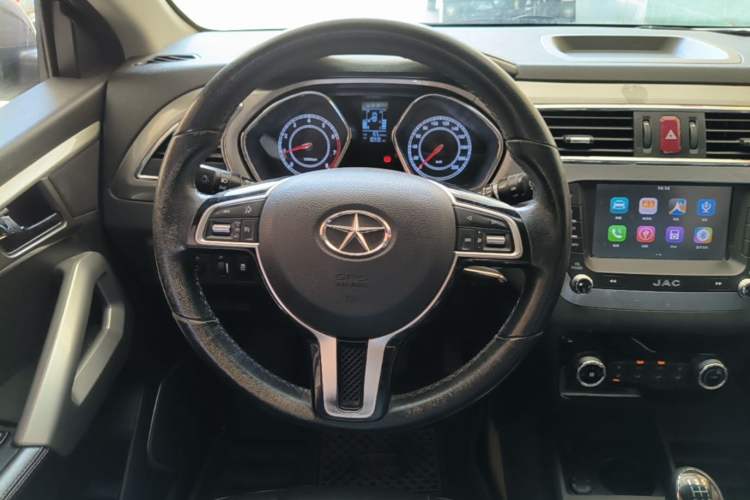 Used JAC Group Refine S2 2015 1.5L Manual Luxury Smart Model Steering Wheel