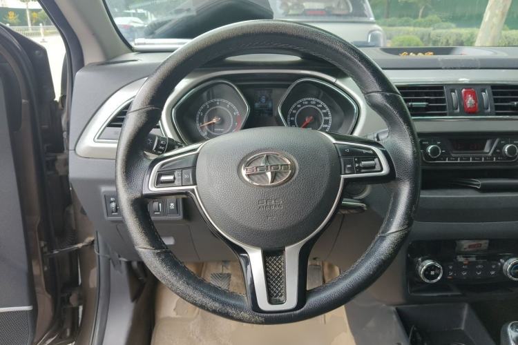 Used JAC Group Refine S2 2015 1.5L Manual Luxury Model Steering Wheel