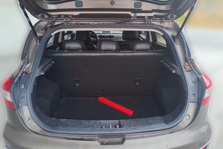 Used JAC Group Refine S2 2015 1.5L Manual Luxury Smart Model Trunk