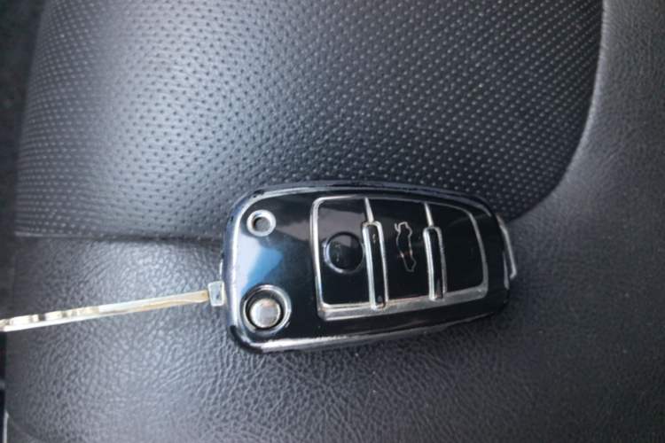 Used JAC Group Refine S2 2015 1.5L CVT Luxury Smart Version Vehicle Key