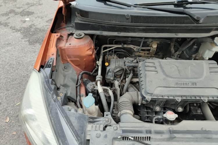 Used JAC Group Refine S2 2015 1.5L Manual Luxury Smart Model Engine Bay Right