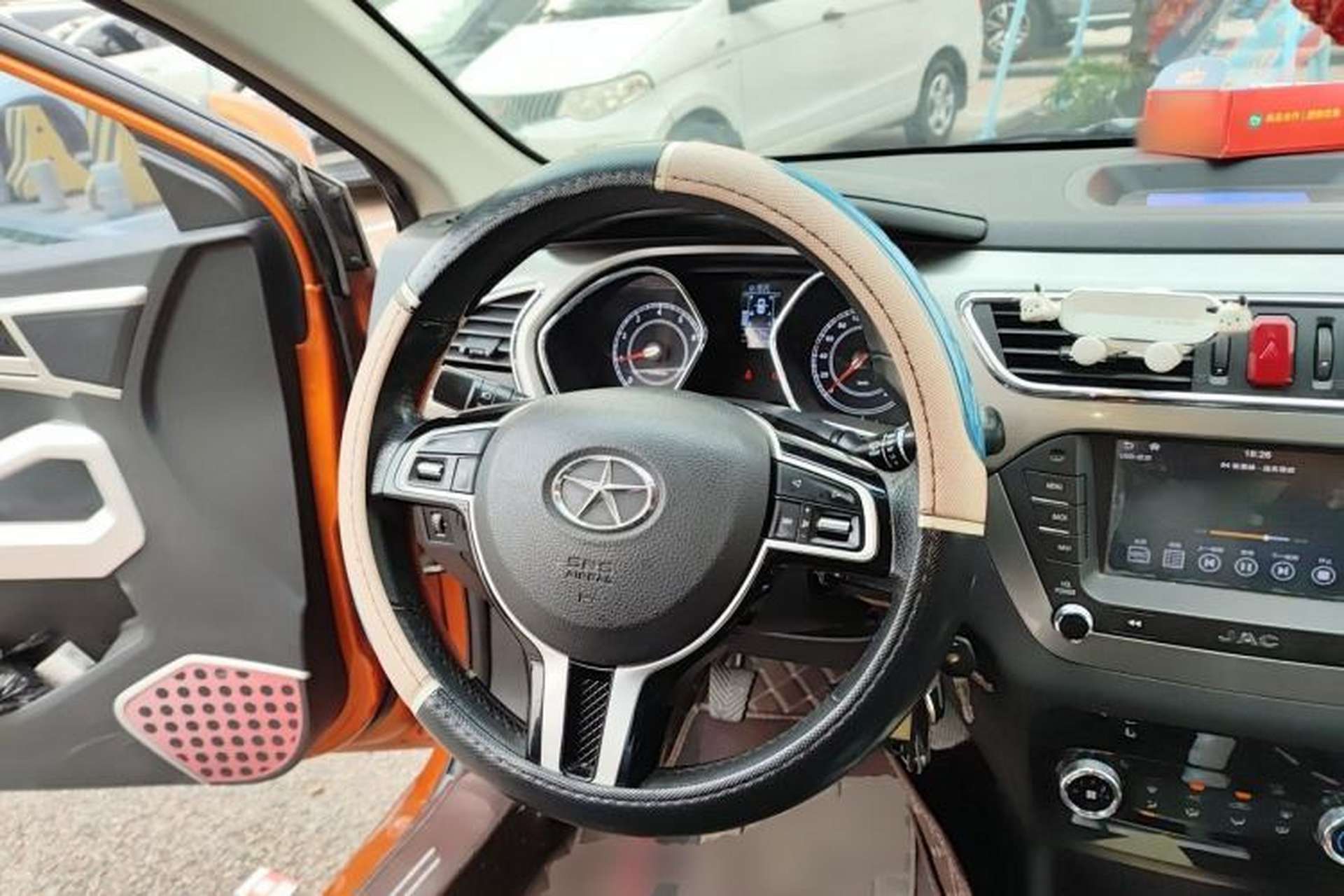 Used JAC Group Refine S2 2015 1.5L Manual Luxury Smart Model Steering Wheel