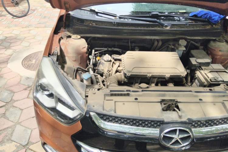 Used JAC Group Refine S2 2015 1.5L CVT Luxury Smart Version Engine Bay Right