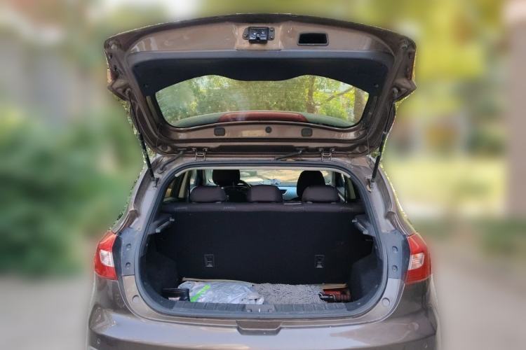 Used JAC Group Refine S2 2015 1.5L Manual Luxury Model Trunk