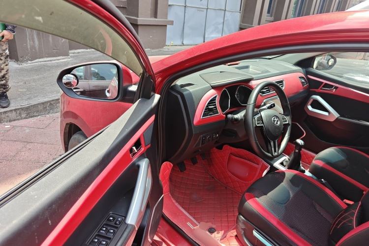 Used JAC Group Refine S2 2015 1.5L Manual Luxury Model Driver Seat