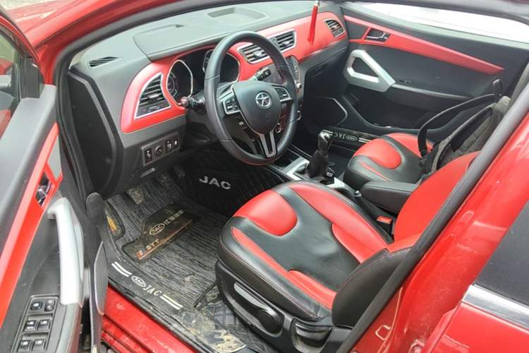Used JAC Group Refine S2 2015 1.5L Manual Luxury Model Driver Seat