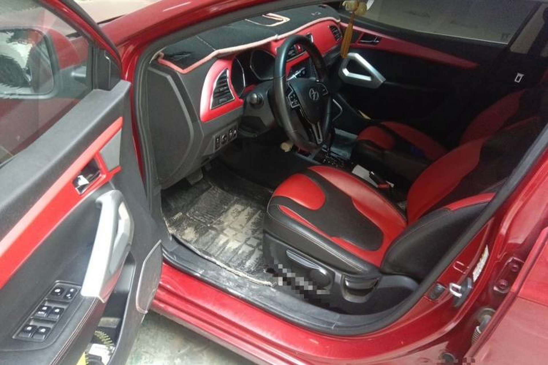 Used JAC Group Refine S2 2015 1.5L CVT Luxury Smart Version Driver Seat