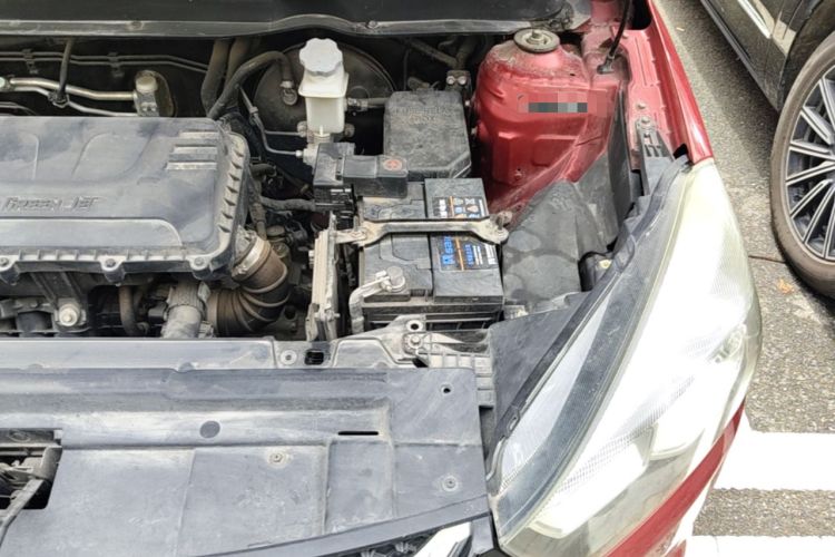 Used JAC Group Refine S2 2015 1.5L Manual Luxury Model Engine Bay Left