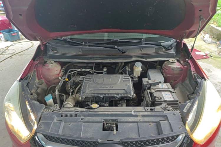 Used JAC Group Refine S2 2015 1.5L CVT Luxury Smart Version Engine Bay