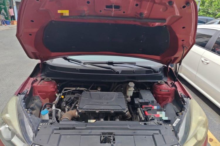 Used JAC Group Refine S2 2015 1.5L Manual Luxury Smart Model Engine Bay