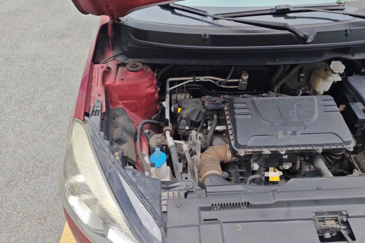 Used JAC Group Refine S2 2015 1.5L Manual Luxury Smart Model Engine Bay Right