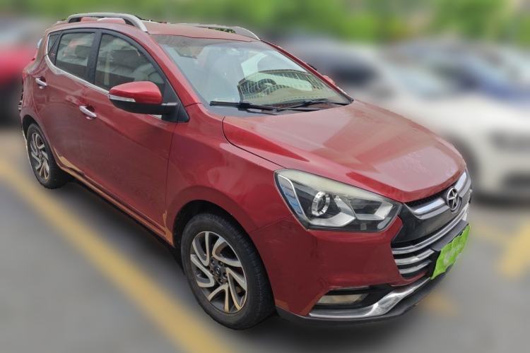 Used JAC Group Refine S2 2015 1.5L Manual Luxury Smart Model Front Right 45 Deg