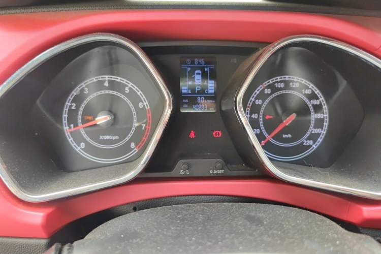 Used JAC Group Refine S2 2015 1.5L CVT Luxury Edition Instrument Cluster