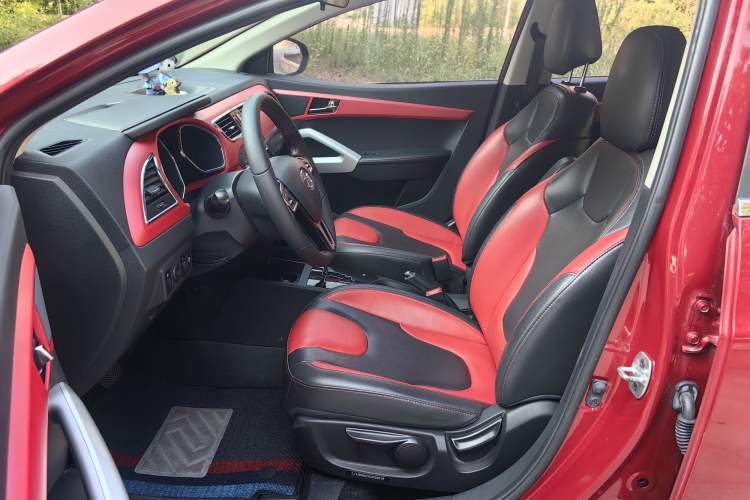 Used JAC Group Refine S2 2015 1.5L CVT Luxury Edition Interior 5