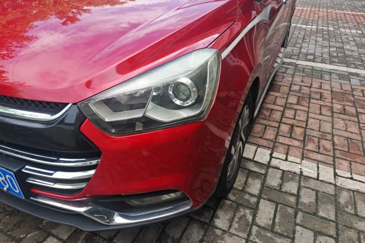 Used JAC Group Refine S2 2015 1.5L CVT Luxury Smart Version Left Front Headlight