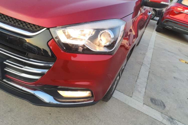 Used JAC Group Refine S2 2015 1.5L Manual Luxury Smart Model Left Front Headlight