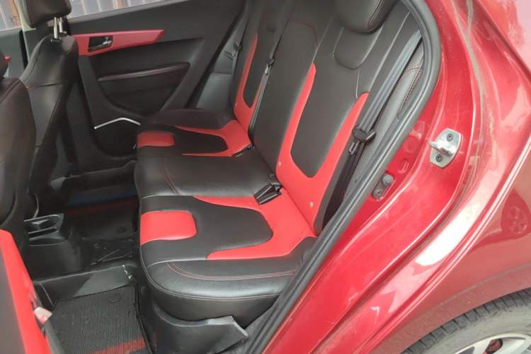 Used JAC Group Refine S2 2015 1.5L CVT Luxury Edition Left Rear Seat