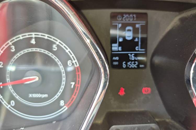 Used JAC Group Refine S2 2015 1.5L Manual Luxury Model Odometer Close Up