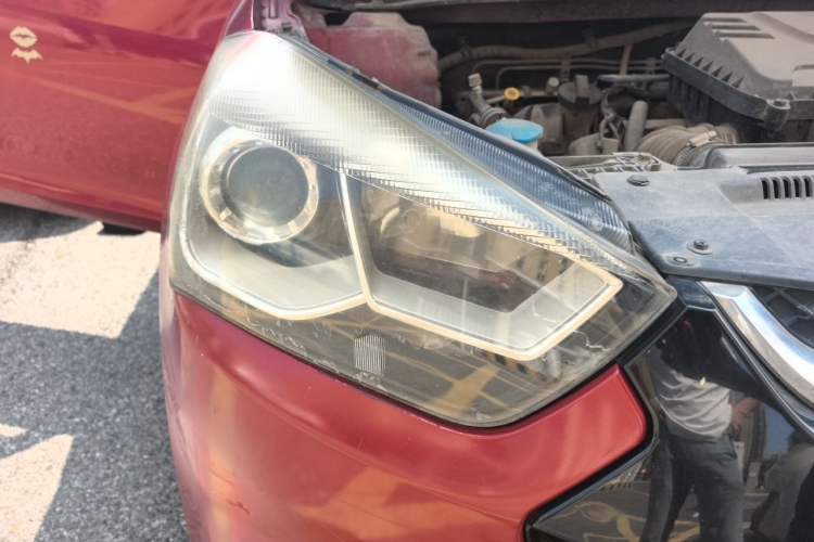 Used JAC Group Refine S2 2015 1.5L Manual Luxury Model Right Front Headlight