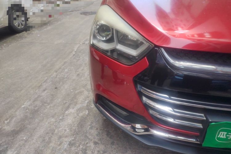 Used JAC Group Refine S2 2015 1.5L CVT Luxury Smart Version Right Front Headlight