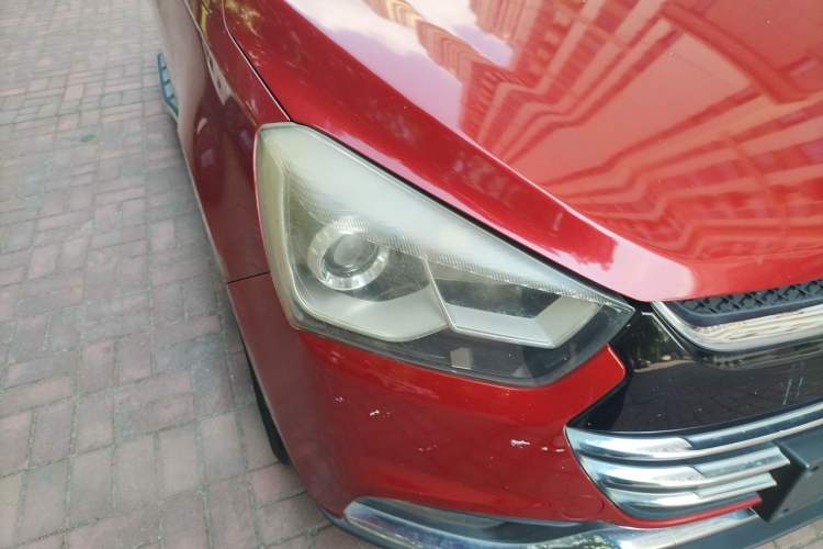 Used JAC Group Refine S2 2015 1.5L Manual Luxury Smart Model Right Front Headlight