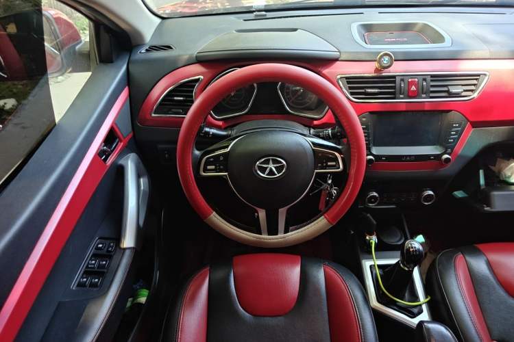 Used JAC Group Refine S2 2015 1.5L Manual Luxury Smart Model Steering Wheel