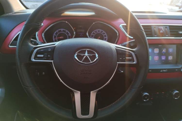 Used JAC Group Refine S2 2015 1.5L Manual Luxury Smart Model Steering Wheel
