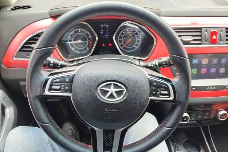 Used JAC Group Refine S2 2015 1.5L Manual Luxury Model Steering Wheel