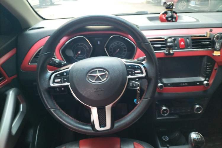 Used JAC Group Refine S2 2015 1.5L Manual Luxury Smart Model Steering Wheel