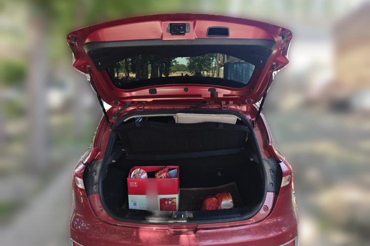 Used JAC Group Refine S2 2015 1.5L Manual Luxury Smart Model Trunk