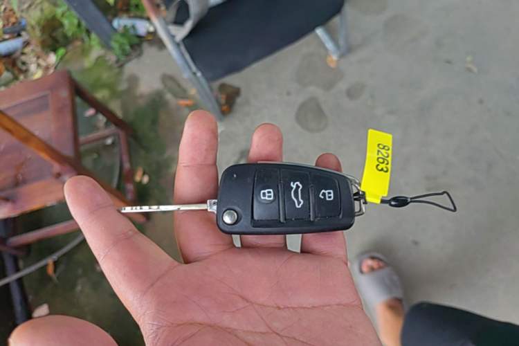 Used JAC Group Refine S2 2015 1.5L CVT Luxury Smart Version Vehicle Key