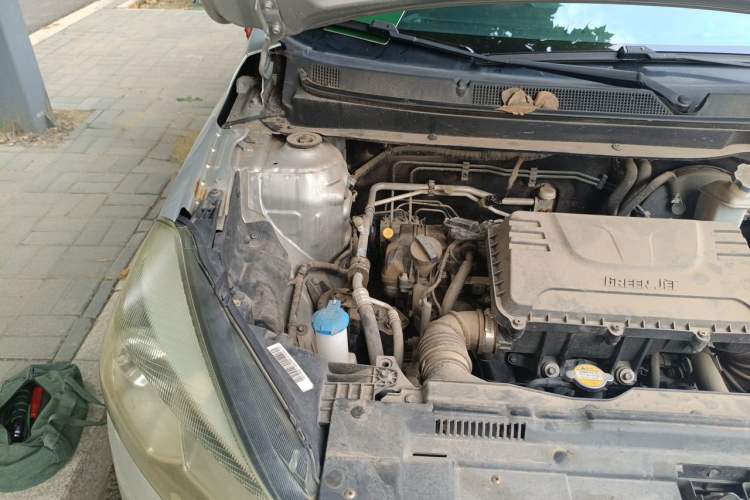 Used JAC Group Refine S2 2015 1.5L Manual Luxury Smart Model Engine Bay Right