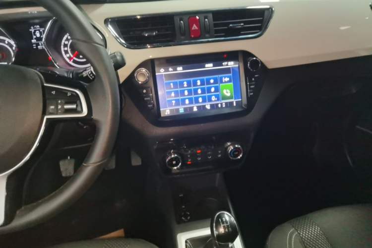 Used JAC Group Refine S2 2015 1.5L Manual Luxury Model Audio And AC Panel
