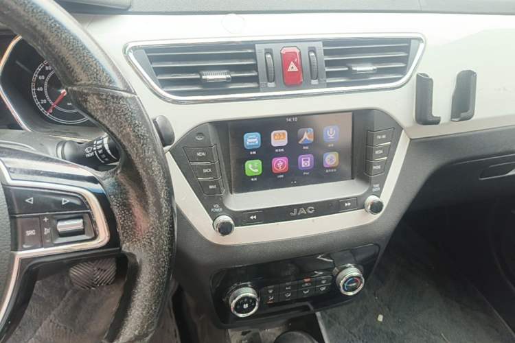 Used JAC Group Refine S2 2015 1.5L CVT Luxury Smart Version Audio And AC Panel