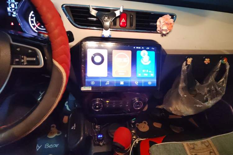 Used JAC Group Refine S2 2015 1.5L CVT Luxury Edition Audio And AC Panel