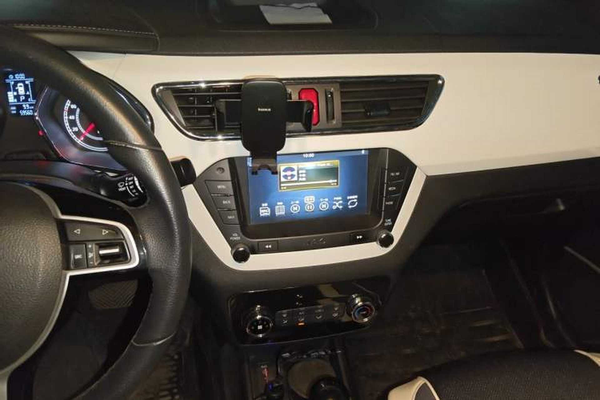 Used JAC Group Refine S2 2015 1.5L CVT Luxury Smart Version Audio And AC Panel
