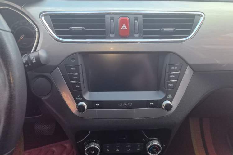 Used JAC Group Refine S2 2015 1.5L CVT Luxury Smart Version Audio And AC Panel