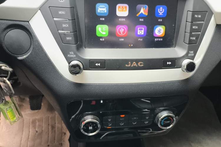 Used JAC Group Refine S2 2015 1.5L Manual Luxury Smart Model Audio And AC Panel
