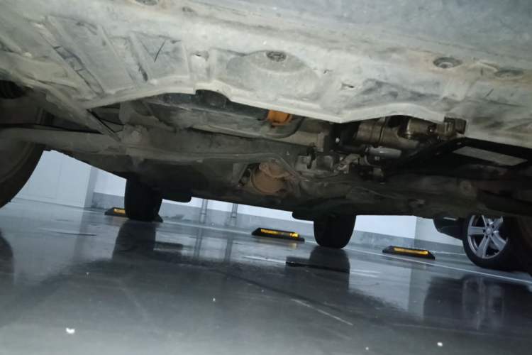Used JAC Group Refine S2 2015 1.5L CVT Luxury Smart Version Chassis Front