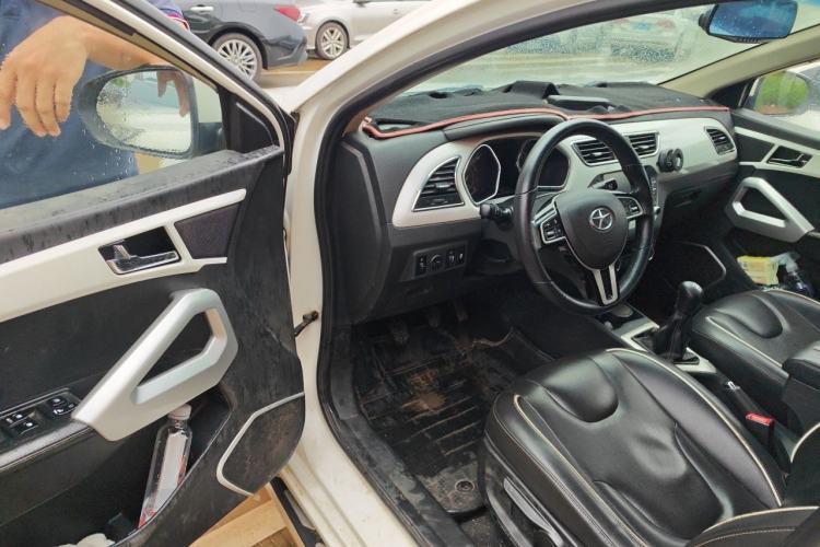 Used JAC Group Refine S2 2015 1.5L Manual Luxury Smart Model Driver Seat