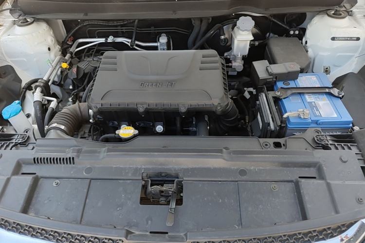 Used JAC Group Refine S2 2015 1.5L Manual Luxury Model Engine Bay