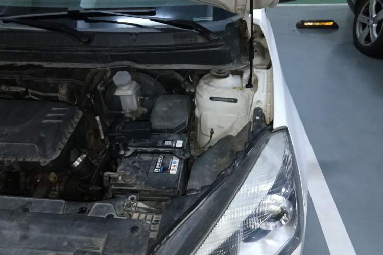 Used JAC Group Refine S2 2015 1.5L CVT Luxury Smart Version Engine Bay Left