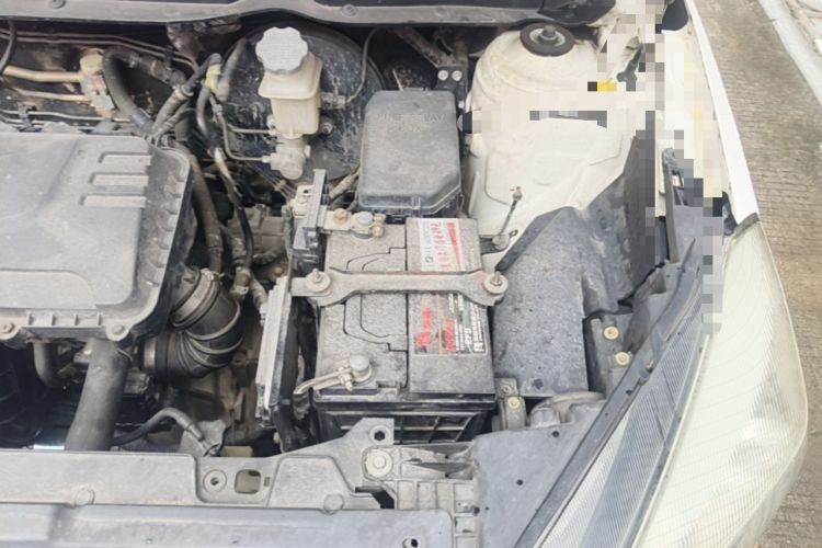 Used JAC Group Refine S2 2015 1.5L CVT Luxury Smart Version Engine Bay Left